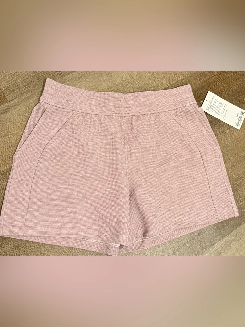 NWT lululemon scuba high-rise short Heathered Light Pink Knit Athletic Shorts